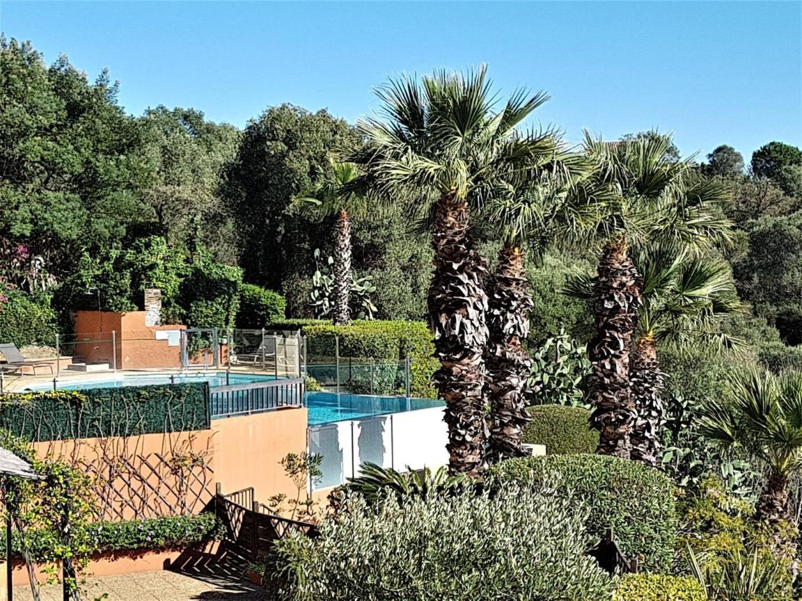 Superbe Duplex 35M2 Vue Mer Avec Piscine Bormes-les-Mimosas Kültér fotó