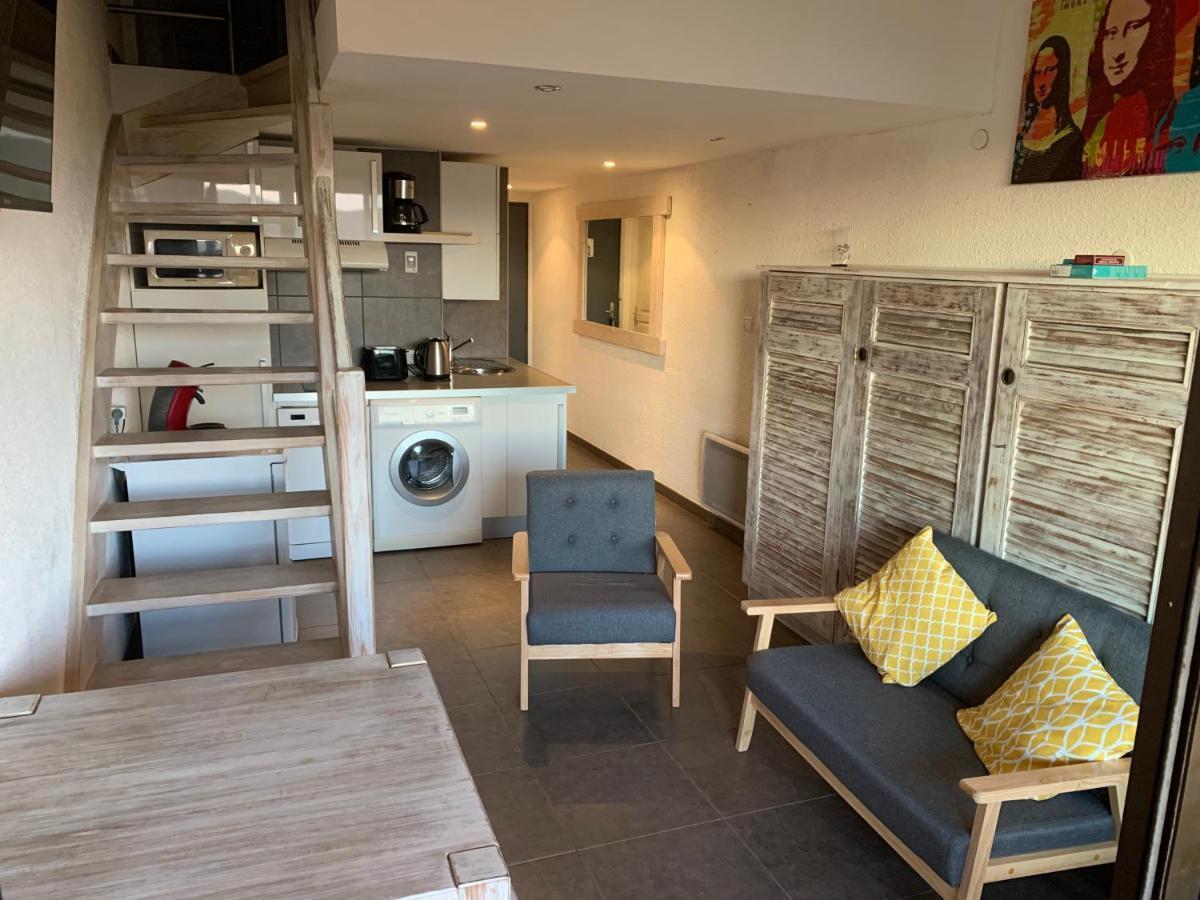 Superbe Duplex 35M2 Vue Mer Avec Piscine Bormes-les-Mimosas Kültér fotó